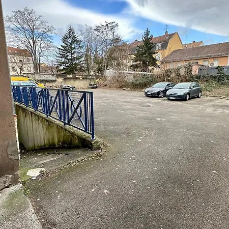 Equipe Avec Parking Prive Numero 4 Apartment Mülhausen